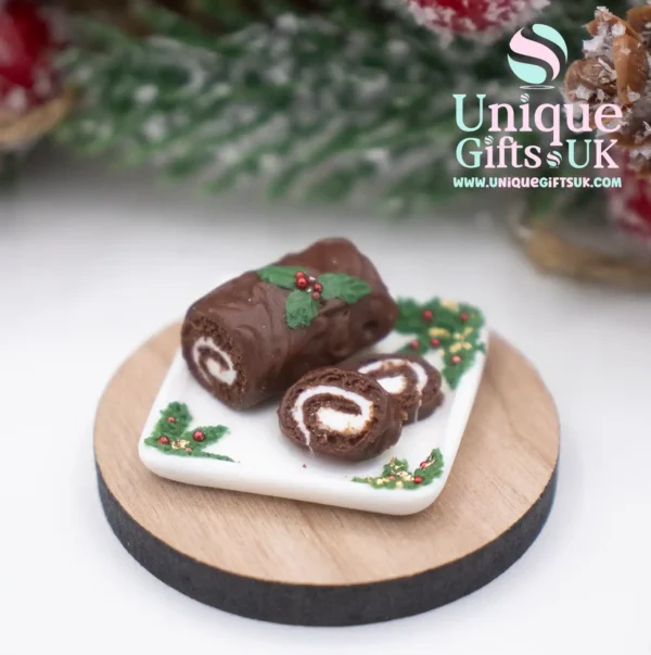 Miniature Sculpted Yule Log - Image 4